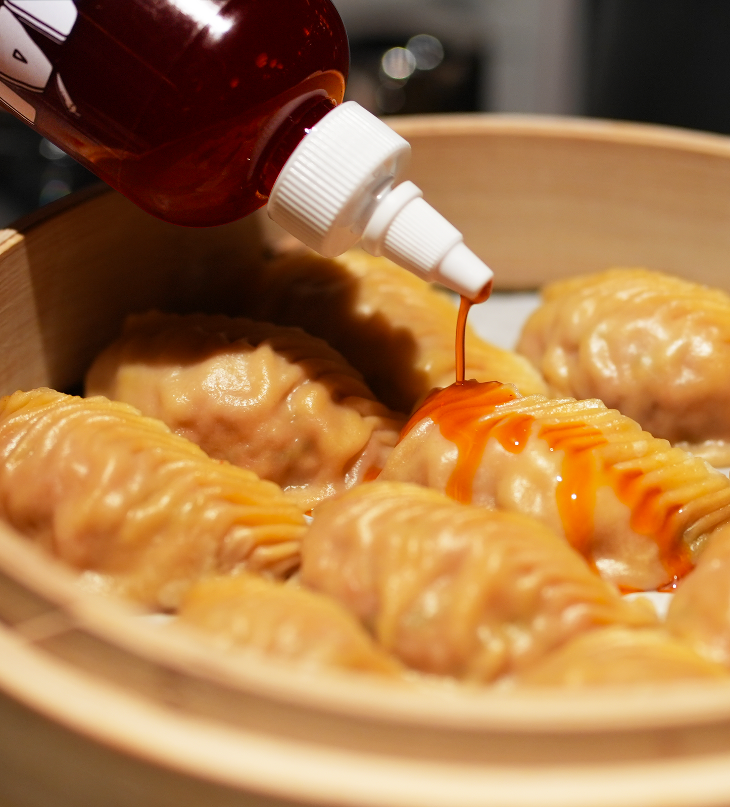SMÁLÀ Chili Oil with dumplings