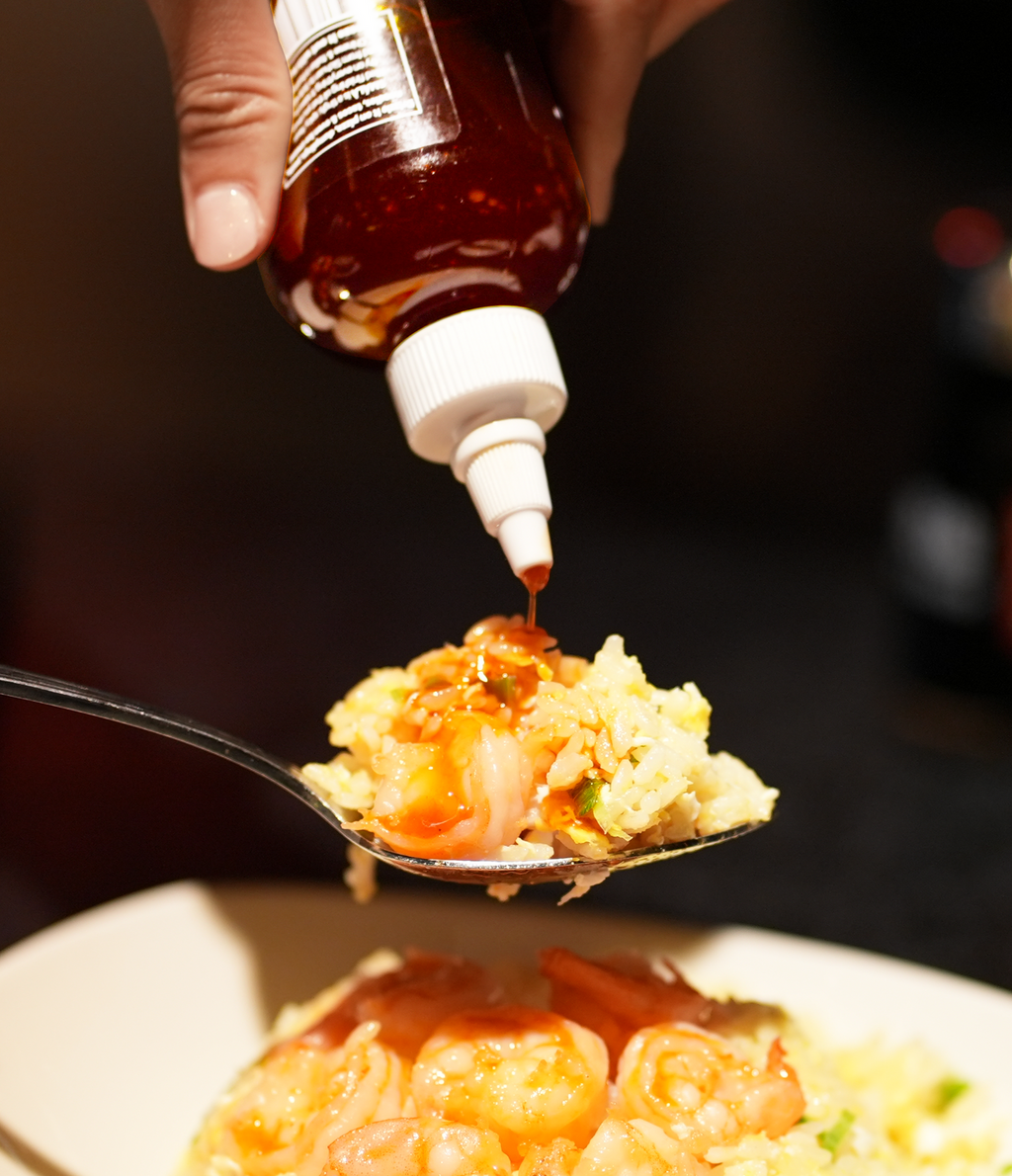 SMÁLÀ Chili Oil with rice bite